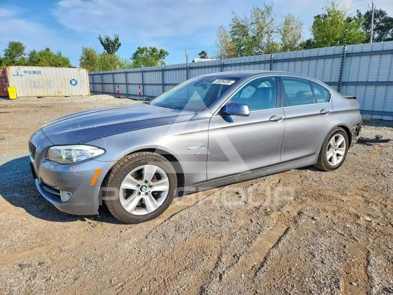 2012 BMW 528 фото