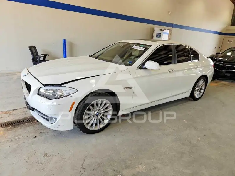 2012 BMW 535 фото