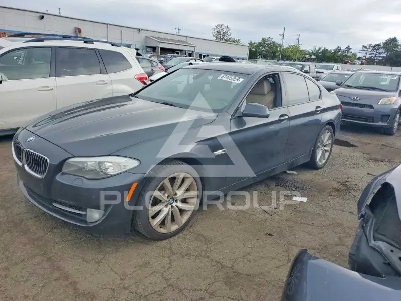 2012 BMW 535 photo