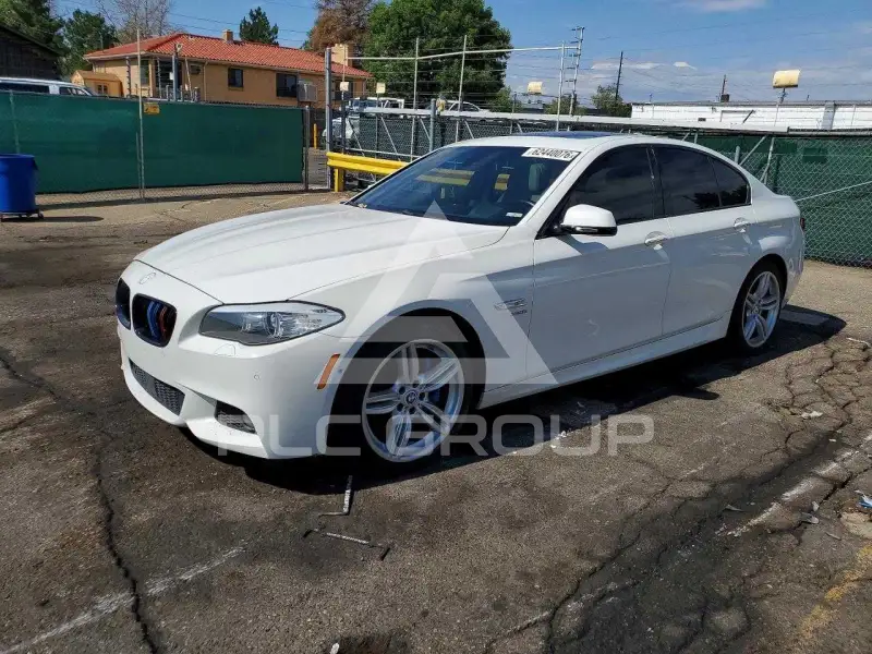 2012 BMW 550 фото