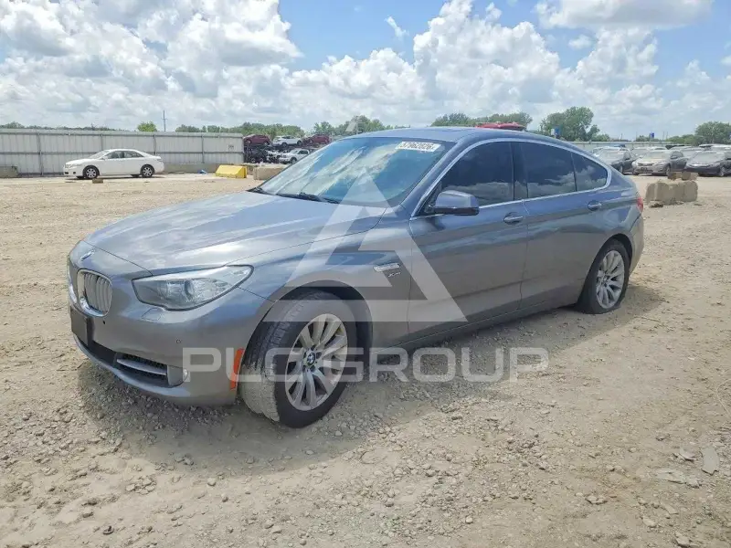 2012 BMW 550 фото