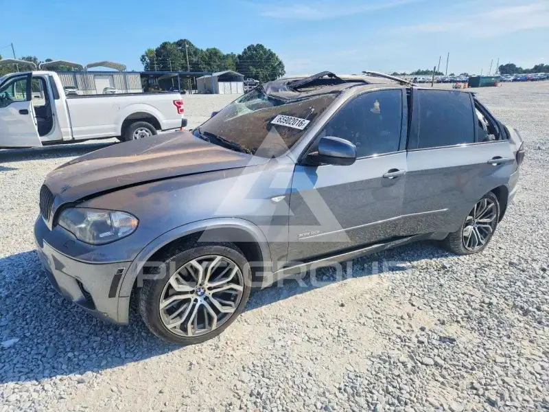 2012 BMW X5 фото