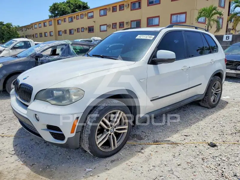 2012 BMW X5 фото