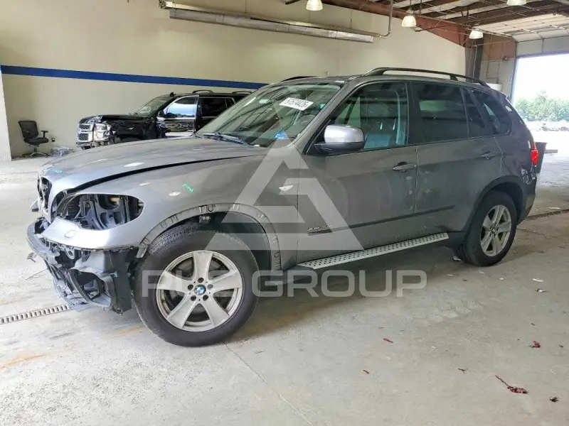 2012 BMW X5 photo