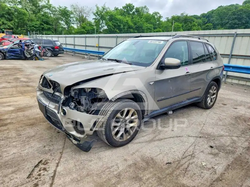 2012 BMW X5 фото