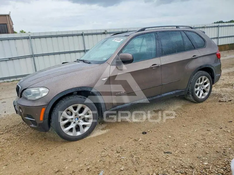2012 BMW X5 фото
