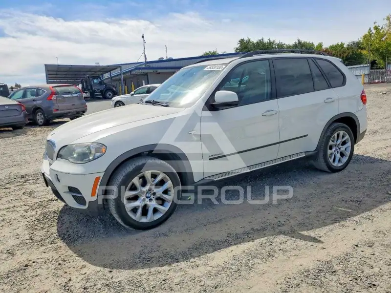 2012 BMW X5 фото