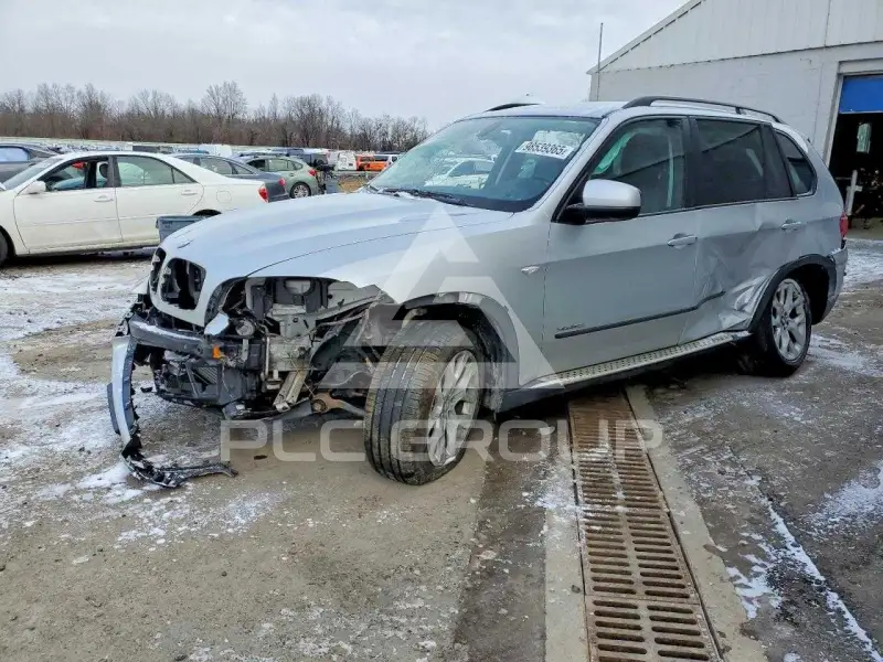 2012 BMW X5 фото