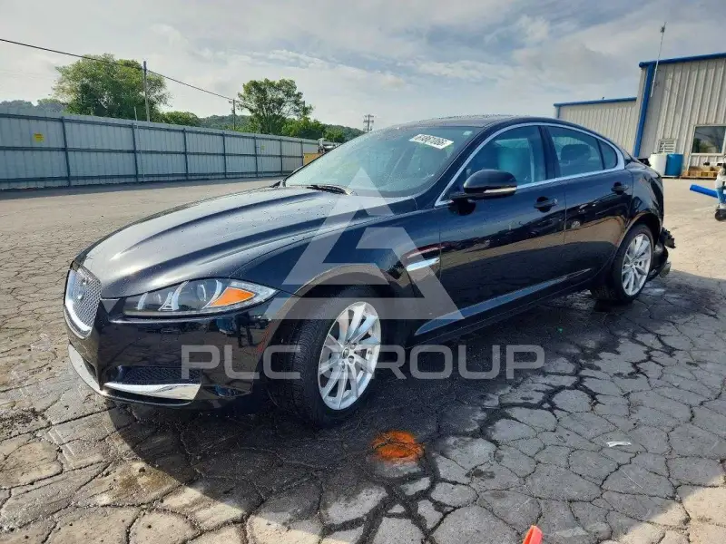 2012 Jaguar XF фото