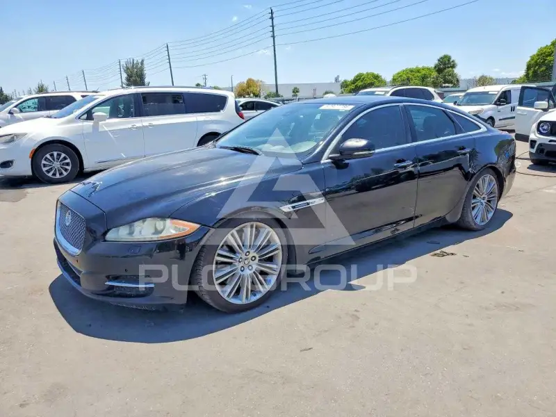 2012 Jaguar XJ фото