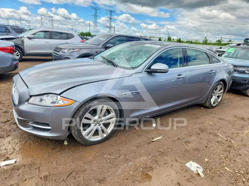 2012 Jaguar XJ фото