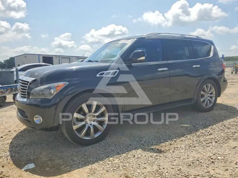 2012 Infinity QX56 photo