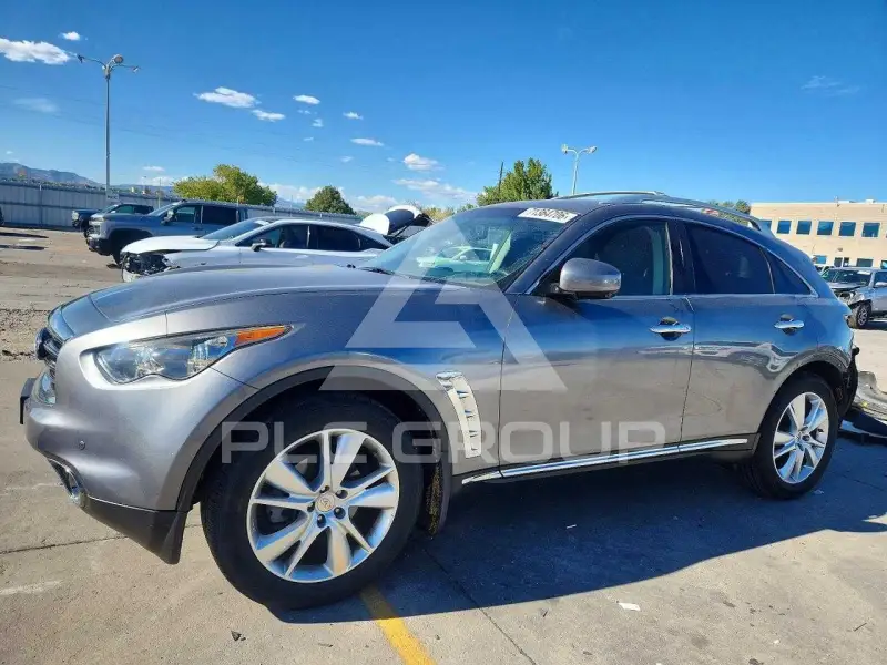2012 Infinity FX35 фото