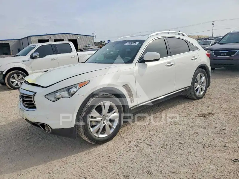 2012 Infinity FX35 фото