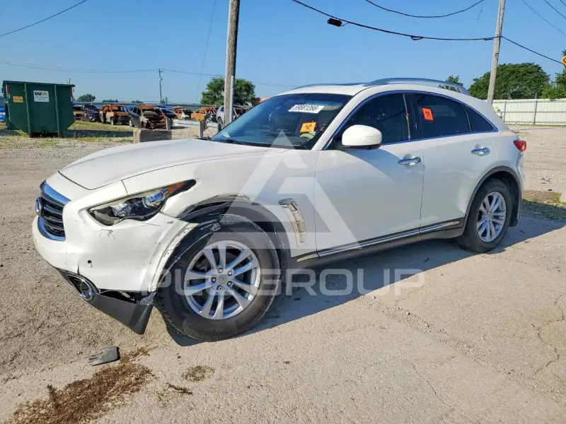 2012 Infinity FX35 фото