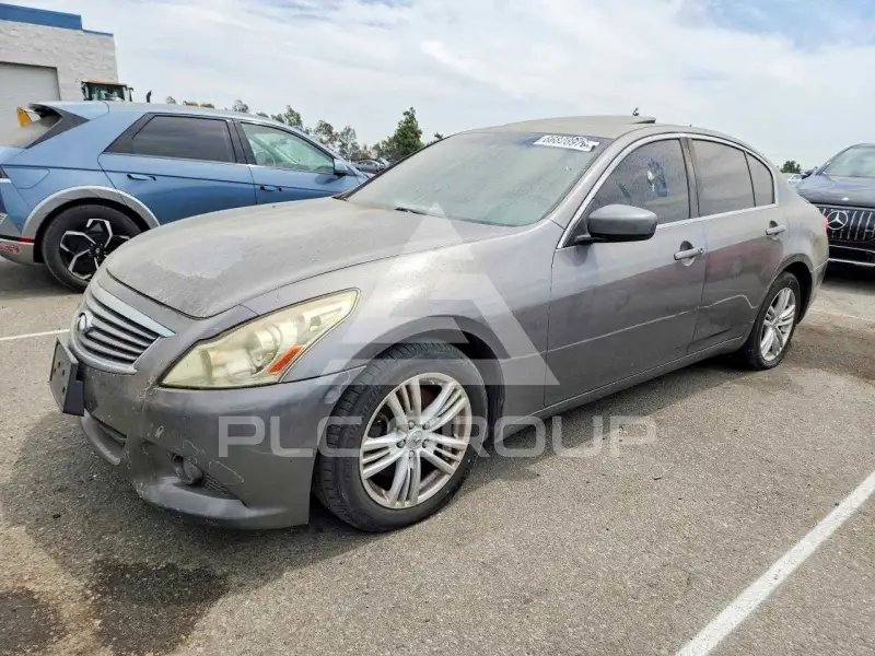 2012 Infinity G37 фото