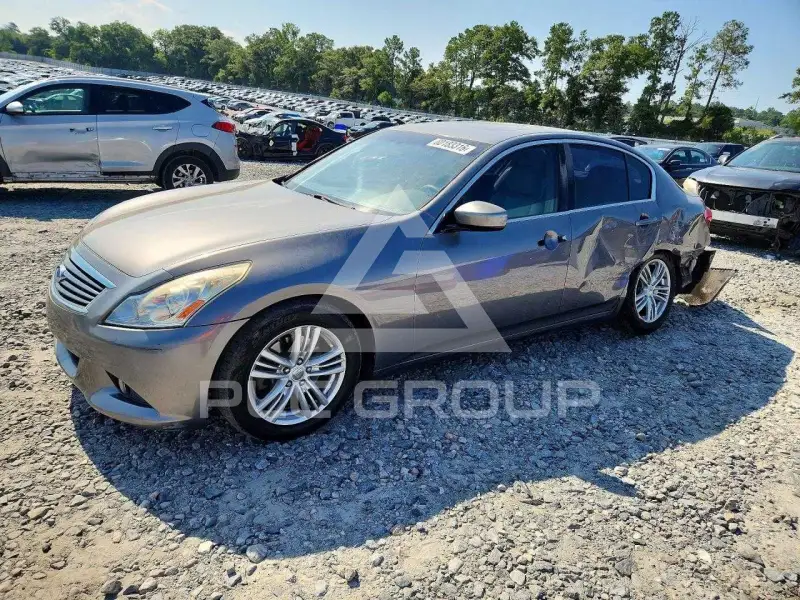 2012 Infinity G37 photo