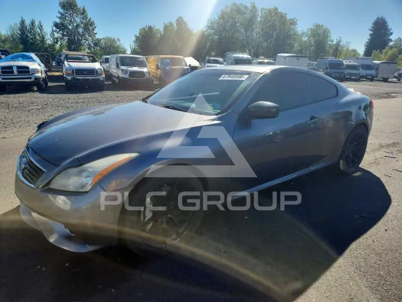 2012 Infinity G37 photo