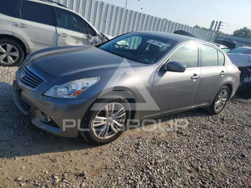 2012 Infinity G37 фото