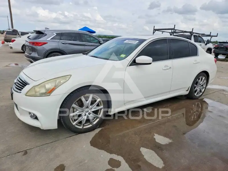 2012 Infinity G37 фото