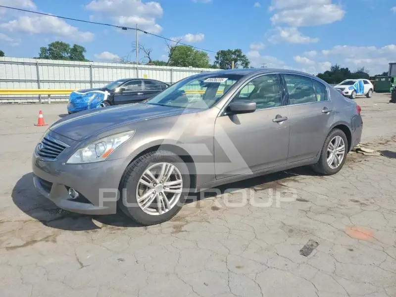 2012 Infinity G37 фото