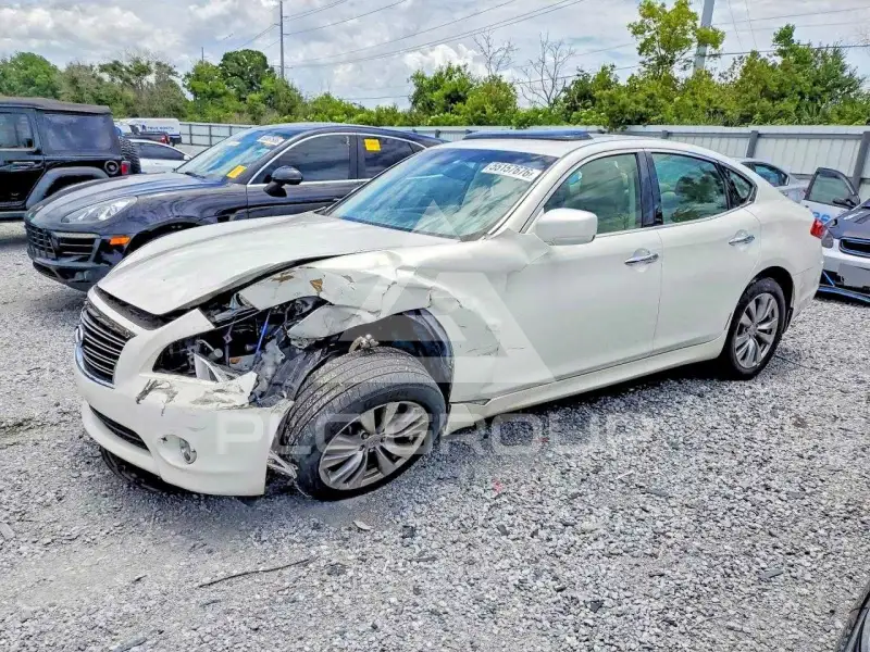 2012 Infinity M37 фото
