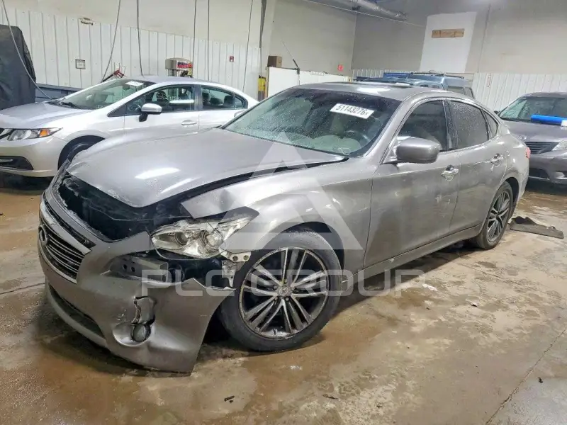 2012 Infinity M37 фото
