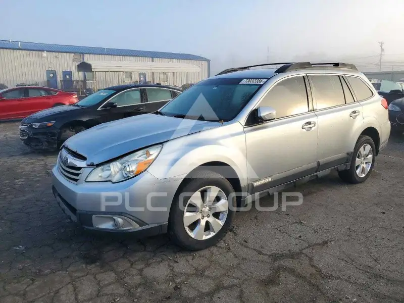2012 Subaru Outback photo