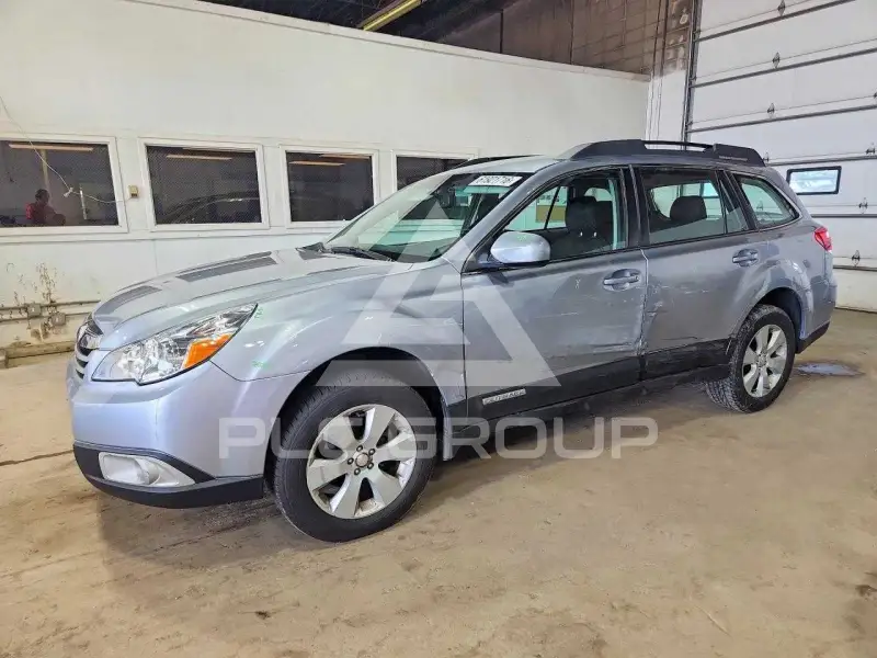 2012 Subaru Outback photo