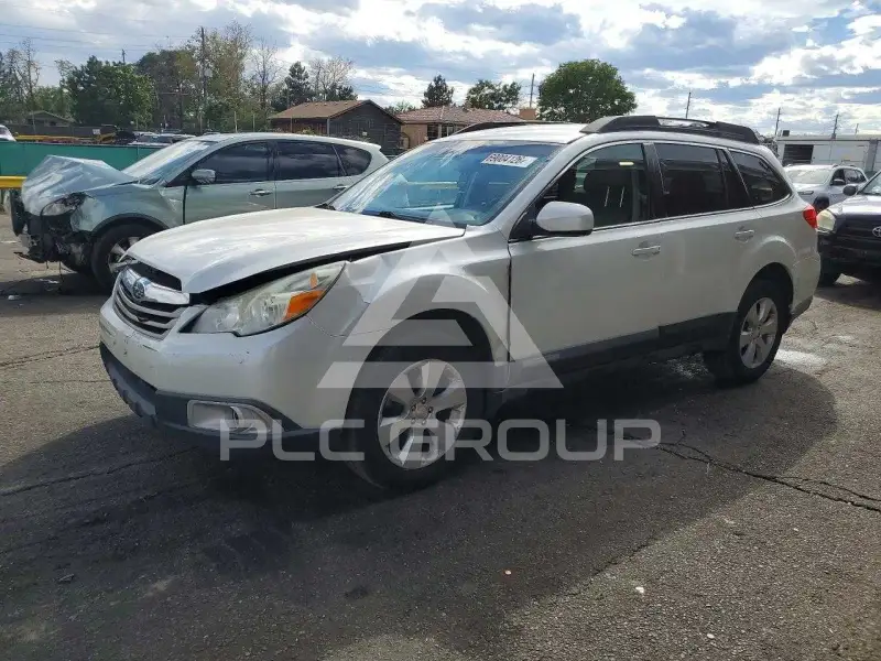 2012 Subaru Outback photo