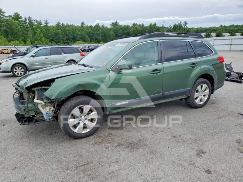 2012 Subaru Outback photo