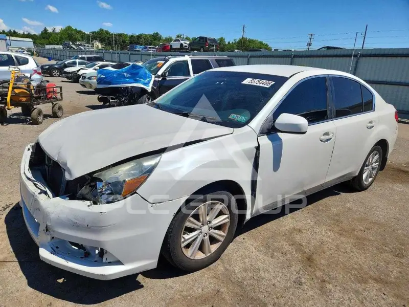 2012 Subaru Legacy фото