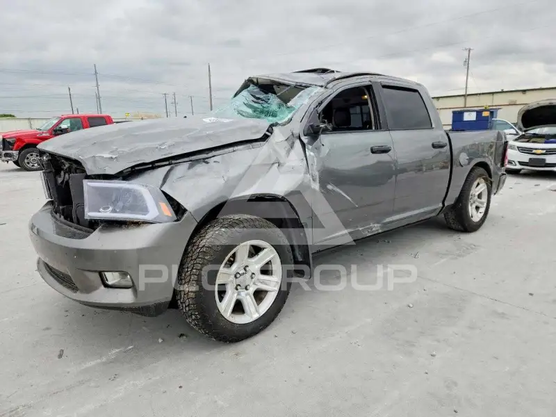 2012 Dodge RAM фото