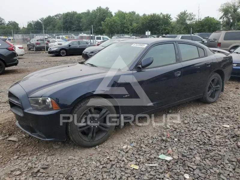 2012 Dodge CHARGER photo