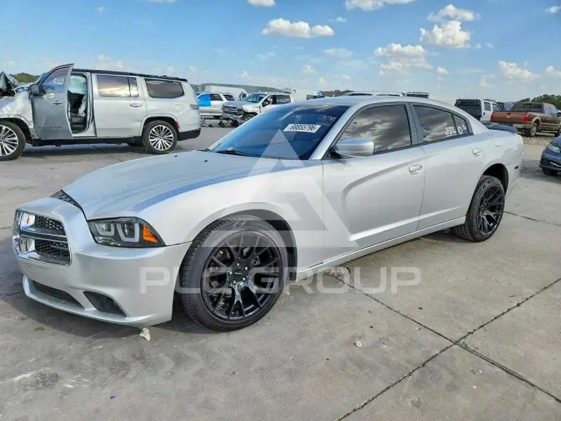 2012 Dodge CHARGER photo