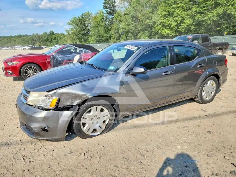 2012 Dodge AVENGER photo