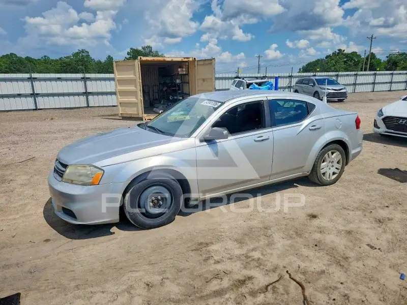 2012 Dodge AVENGER photo