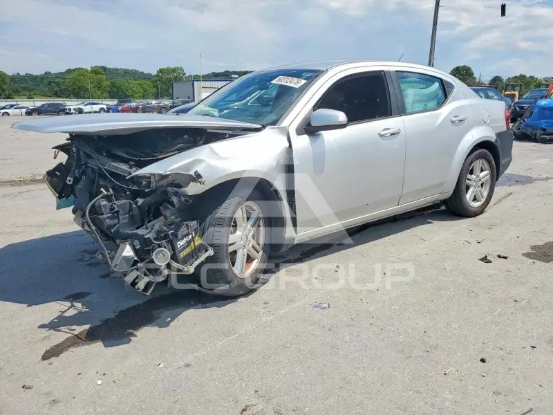 2012 Dodge AVENGER photo