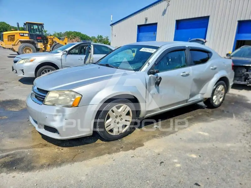 2012 Dodge AVENGER photo