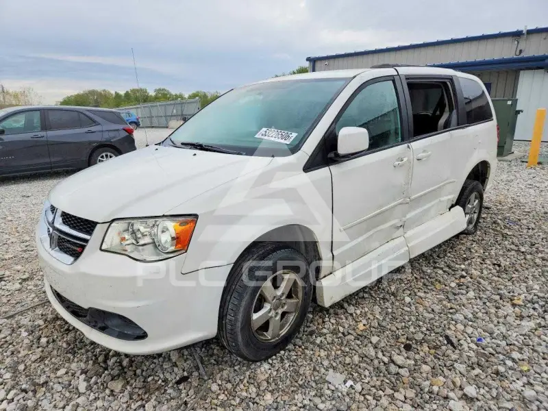 2012 Dodge CARAVAN photo