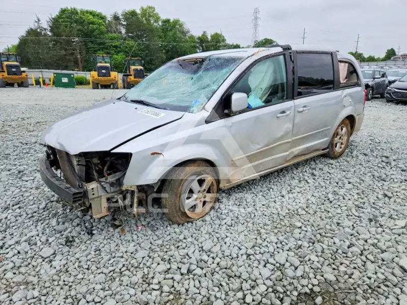 2012 Dodge CARAVAN фото