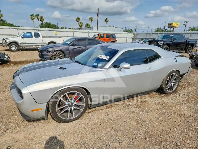 2012 Dodge CHALLENGER photo