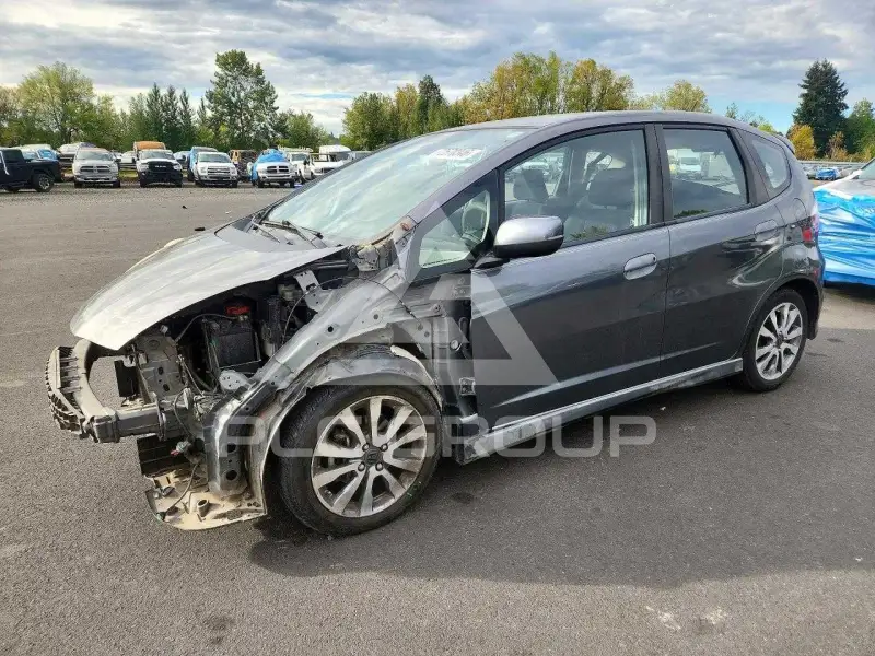 2012 Honda FIT photo