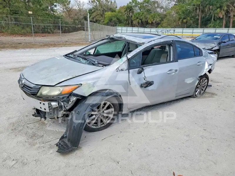 2012 Honda CIVIC фото