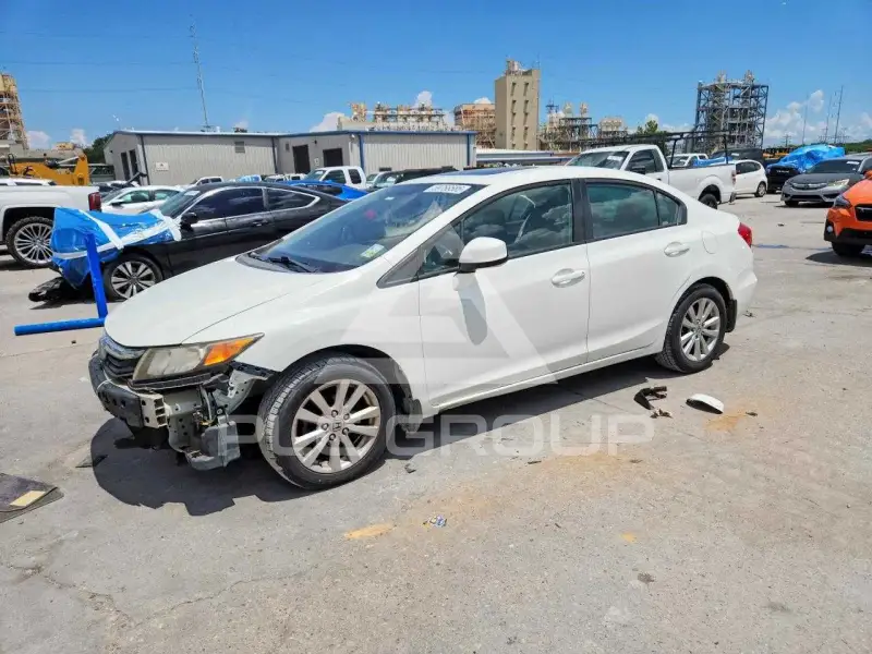 2012 Honda CIVIC фото