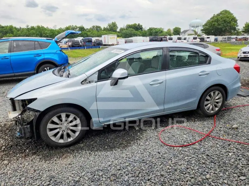 2012 Honda CIVIC фото