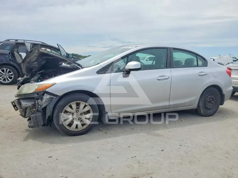 2012 Honda CIVIC фото
