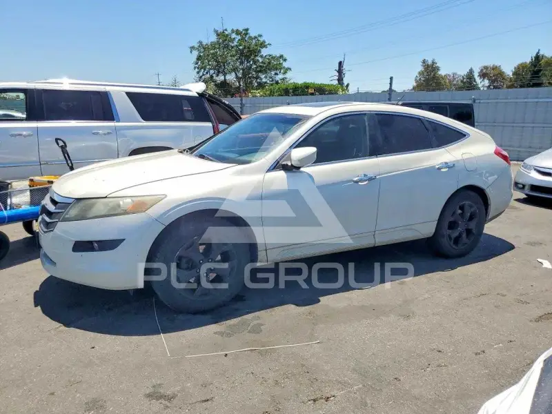 2012 Honda CROSSTOUR photo