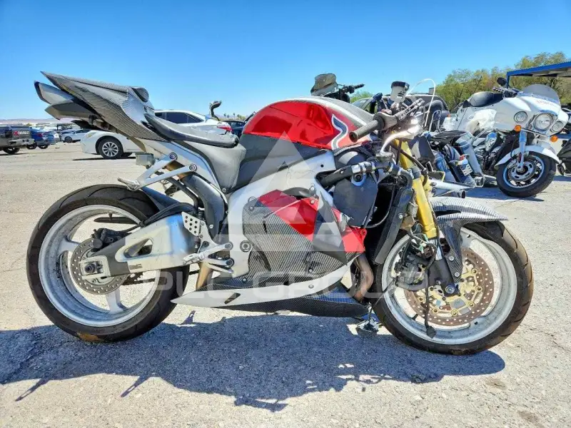 2012 Honda CBR фото