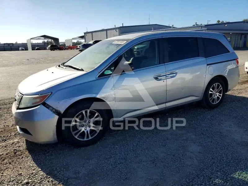 2012 Honda ODYSSEY фото